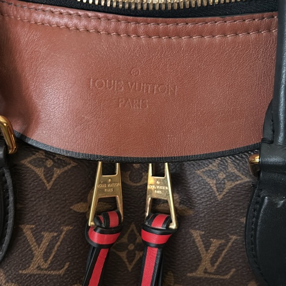 SOLD !!! / Louis Vuitton Truileres MM - Picture 6 of 17